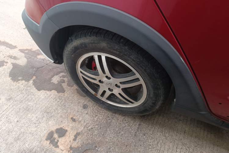 Used CHANGAN OSHAN Olisway 2015 X6 1.4L Manual Mount Everest Edition Exterior 8
