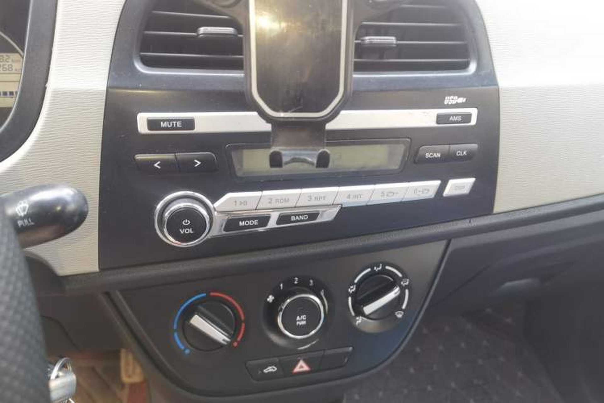 Used CHANGAN OSHAN Olisway 2015 1.2L Manual Enjoyment Model Audio And AC Panel