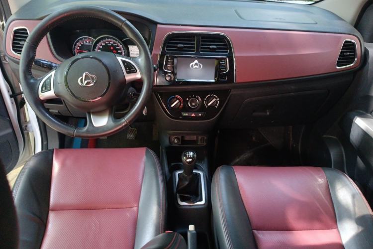Used CHANGAN OSHAN Olisway 2015 X6 1.4L Manual Mount Everest Edition Center Console