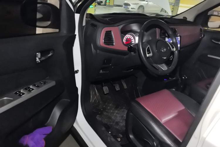 Used CHANGAN OSHAN Olisway 2015 X6 1.4L Manual Mount Everest Edition Driver Seat