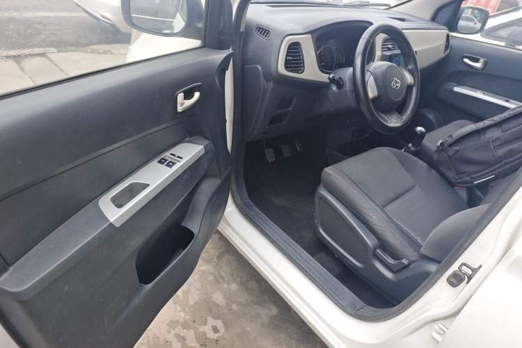 Used CHANGAN OSHAN Olisway 2015 1.2L Manual Enjoyment Model Driver Seat