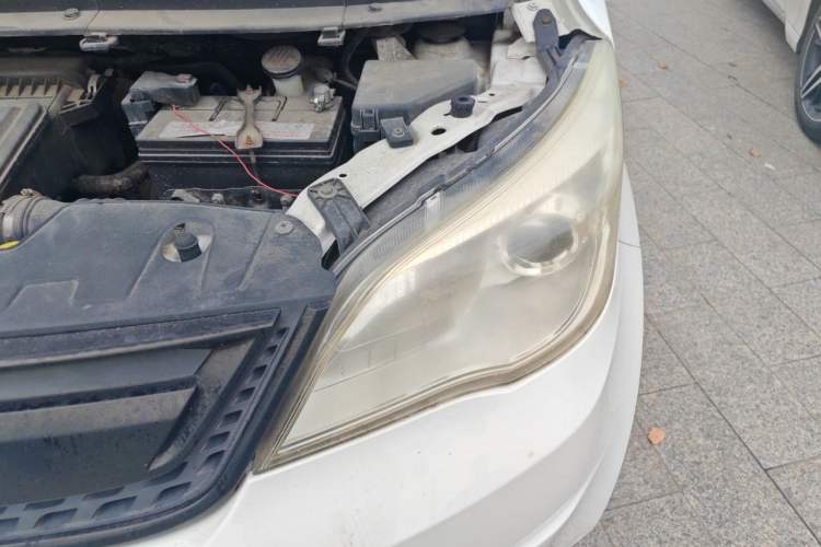 Used CHANGAN OSHAN Olisway 2015 1.2L Manual Enjoyment Model Engine Bay Left