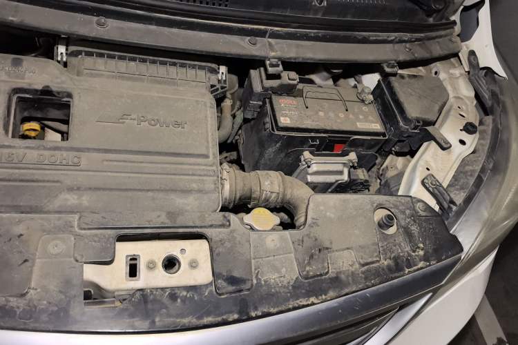 Used CHANGAN OSHAN Olisway 2015 X6 1.4L Manual Mount Everest Edition Engine Bay Left