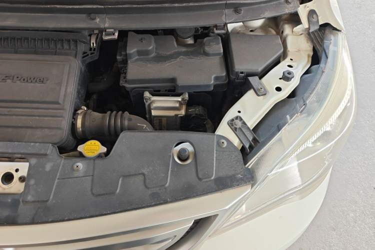 Used CHANGAN OSHAN Olisway 2015 X6 1.4L Manual Mount Everest Edition Engine Bay Left