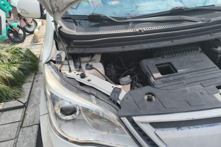 Used CHANGAN OSHAN Olisway 2015 1.2L Manual Enjoyment Model Engine Bay Right