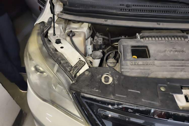 Used CHANGAN OSHAN Olisway 2015 1.2L Manual Enjoyment Model Engine Bay Right