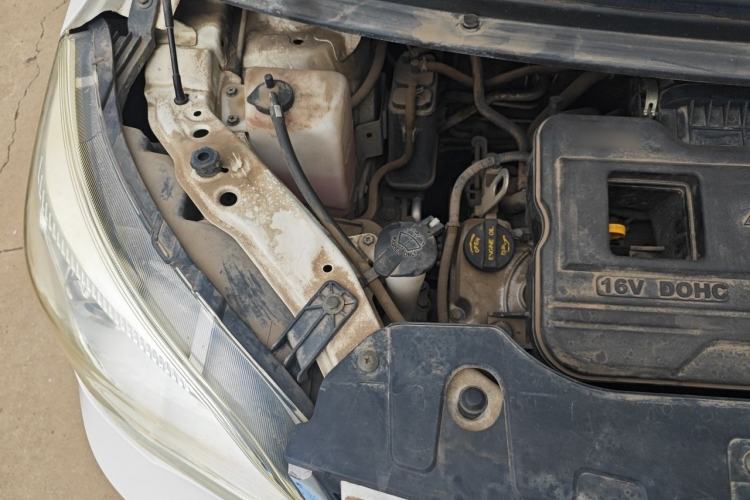 Used CHANGAN OSHAN Olisway 2015 1.2L Manual Enjoyment Model Engine Bay Right