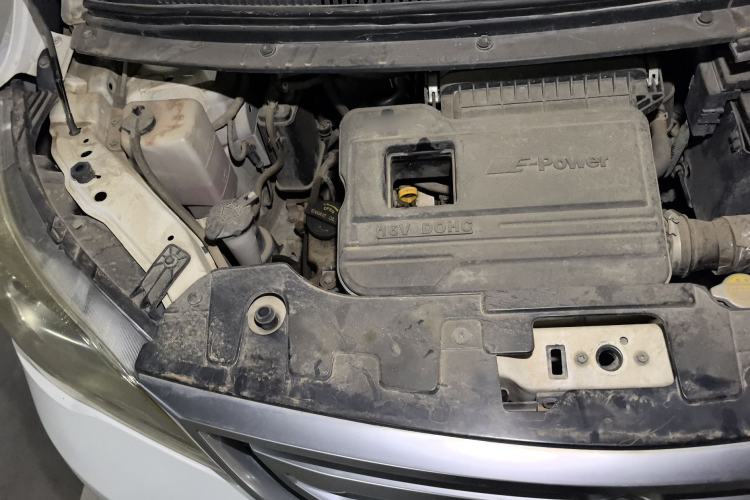 Used CHANGAN OSHAN Olisway 2015 X6 1.4L Manual Mount Everest Edition Engine Bay Right