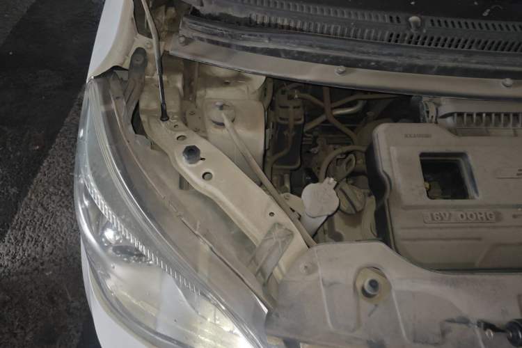 Used CHANGAN OSHAN Olisway 2015 1.2L Manual Enjoyment Model Engine Bay Right