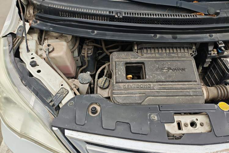 Used CHANGAN OSHAN Olisway 2015 1.2L Manual Enjoyment Model Engine Bay Right