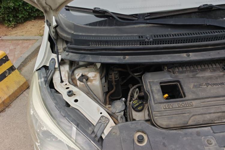 Used CHANGAN OSHAN Olisway 2015 1.2L Manual Enjoyment Model Engine Bay Right