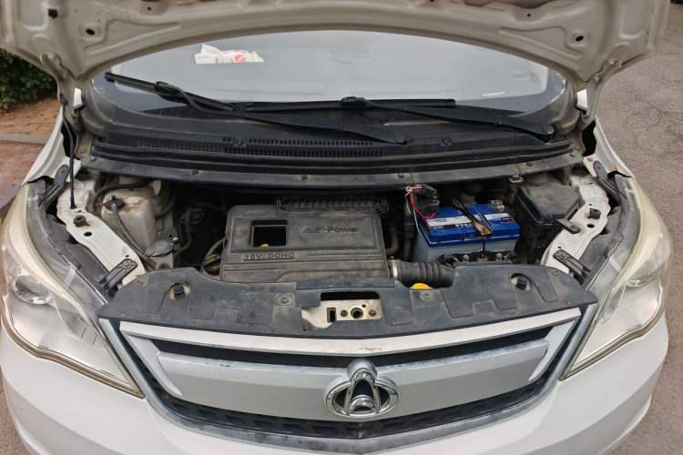 Used CHANGAN OSHAN Olisway 2015 1.2L Manual Enjoyment Model Engine Bay