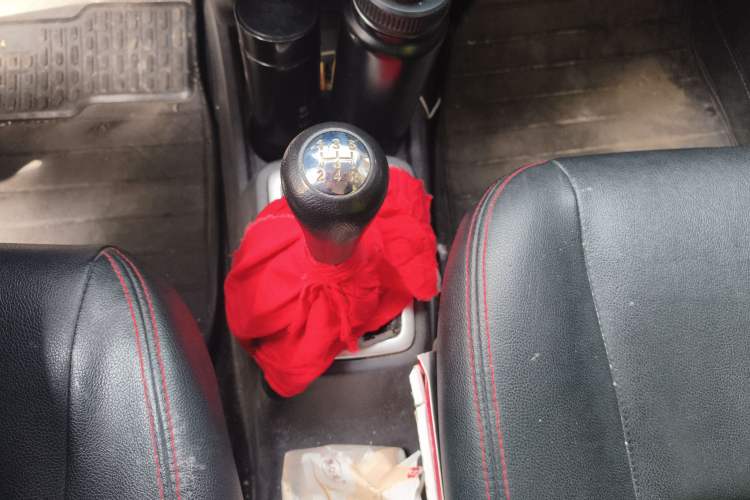 Used CHANGAN OSHAN Olisway 2015 1.2L Manual Enjoyment Model Gear Lever