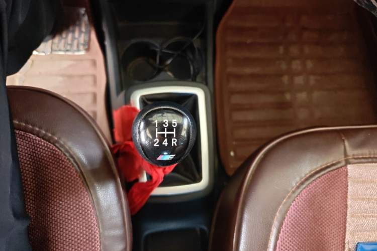 Used CHANGAN OSHAN Olisway 2015 X6 1.4L Manual Mount Everest Edition Gear Lever