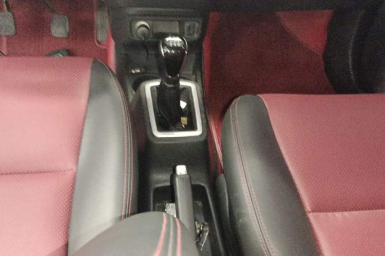 Used CHANGAN OSHAN Olisway 2015 X6 1.4L Manual Mount Everest Edition Gear Lever