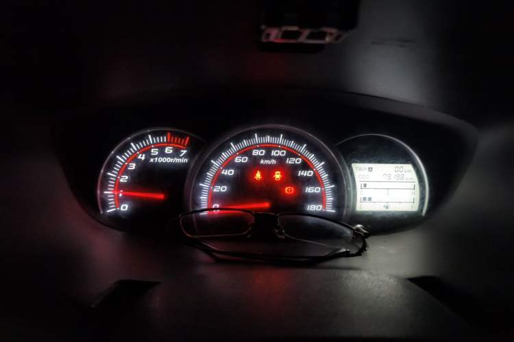 Used CHANGAN OSHAN Olisway 2015 1.2L Manual Enjoyment Model Instrument Cluster