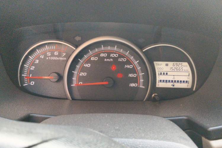 Used CHANGAN OSHAN Olisway 2015 1.2L Manual Enjoyment Model Instrument Cluster