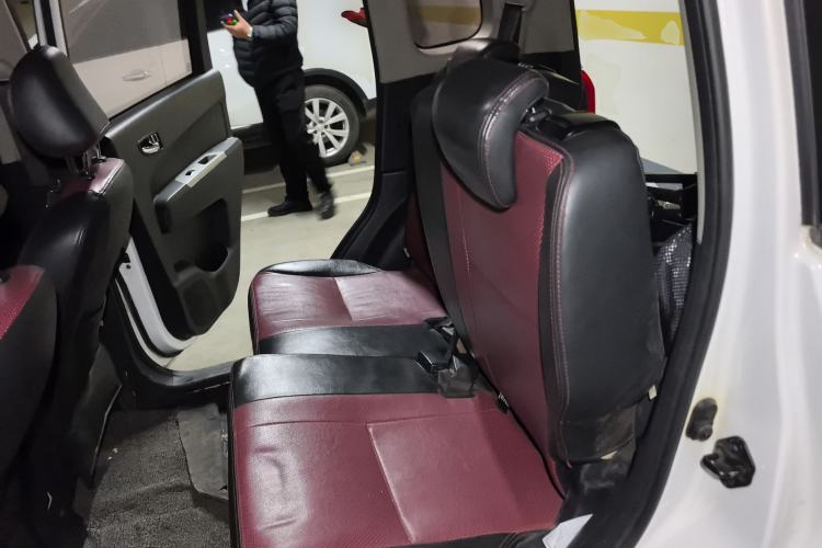 Used CHANGAN OSHAN Olisway 2015 X6 1.4L Manual Mount Everest Edition Left Rear Seat
