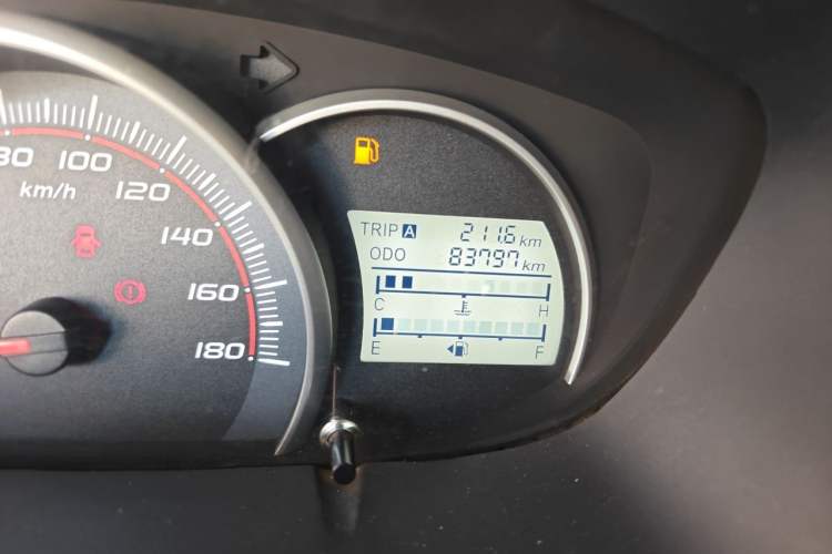 Used CHANGAN OSHAN Olisway 2015 X6 1.4L Manual Mount Everest Edition Odometer Close Up