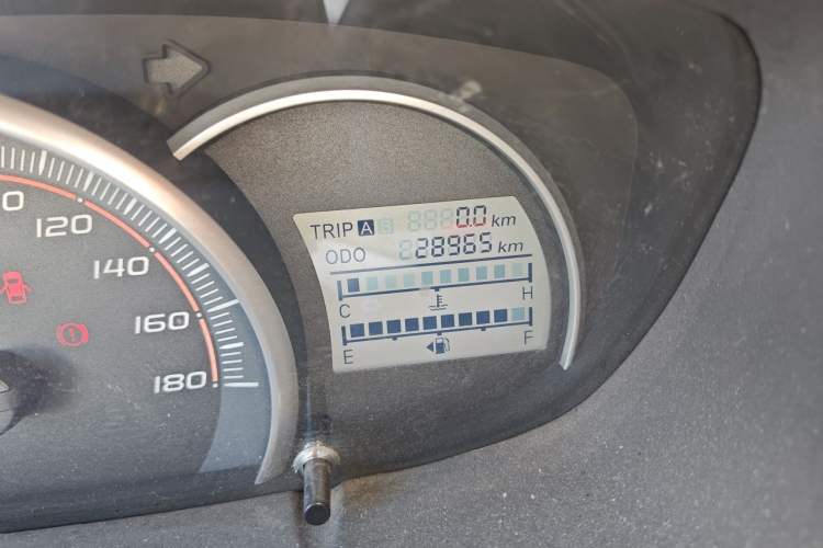 Used CHANGAN OSHAN Olisway 2015 1.2L Manual Enjoyment Model Odometer Close Up