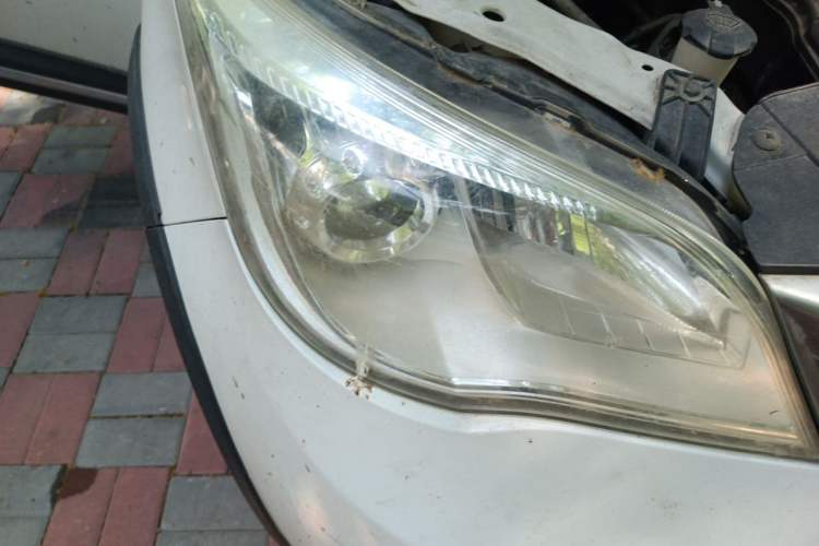 Used CHANGAN OSHAN Olisway 2015 X6 1.4L Manual Mount Everest Edition Right Front Headlight