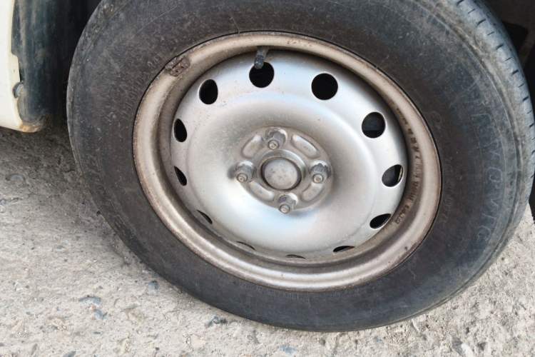 Used CHANGAN OSHAN Olisway 2015 1.2L Manual Enjoyment Model Right Front Wheel Hub