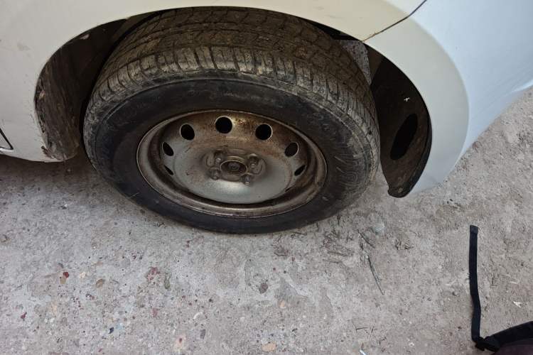 Used CHANGAN OSHAN Olisway 2015 1.2L Manual Enjoyment Model Right Front Wheel Hub