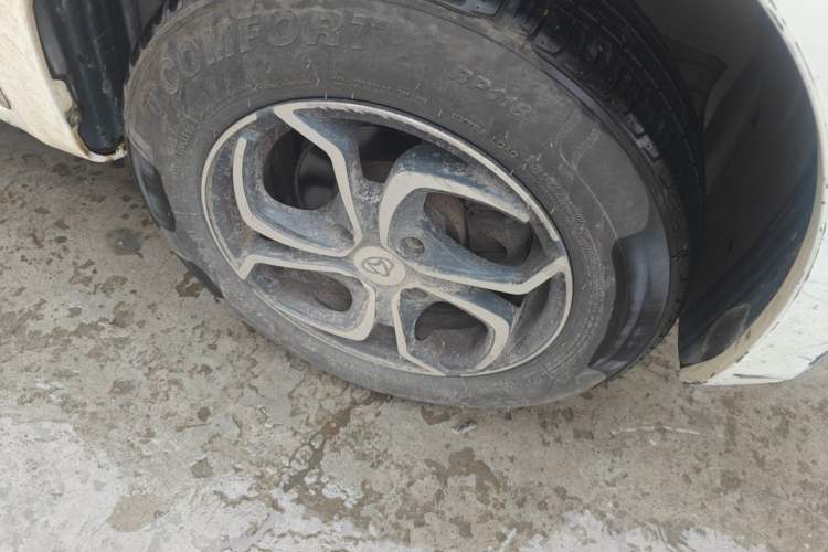 Used CHANGAN OSHAN Olisway 2015 1.2L Manual Enjoyment Model Right Front Wheel Hub