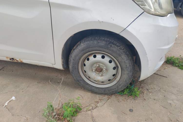 Used CHANGAN OSHAN Olisway 2015 1.2L Manual Enjoyment Model Right Front Wheel Hub