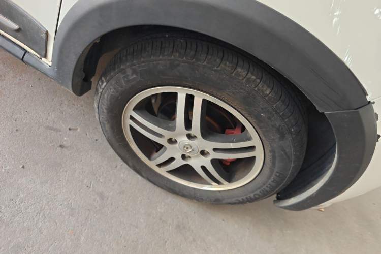 Used CHANGAN OSHAN Olisway 2015 X6 1.4L Manual Mount Everest Edition Right Front Wheel Hub