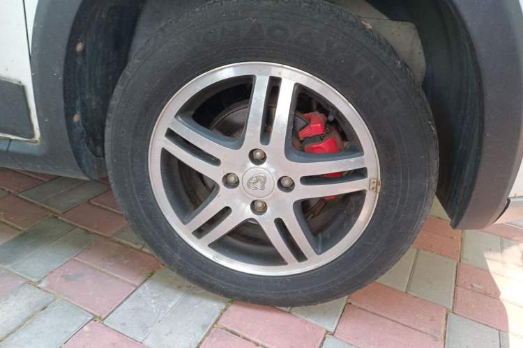 Used CHANGAN OSHAN Olisway 2015 X6 1.4L Manual Mount Everest Edition Right Front Wheel Hub