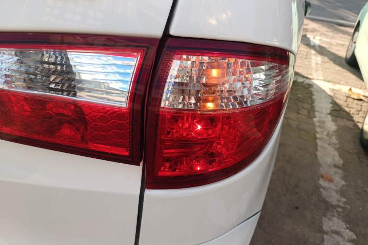 Used CHANGAN OSHAN Olisway 2015 1.2L Manual Enjoyment Model Right Rear Taillight