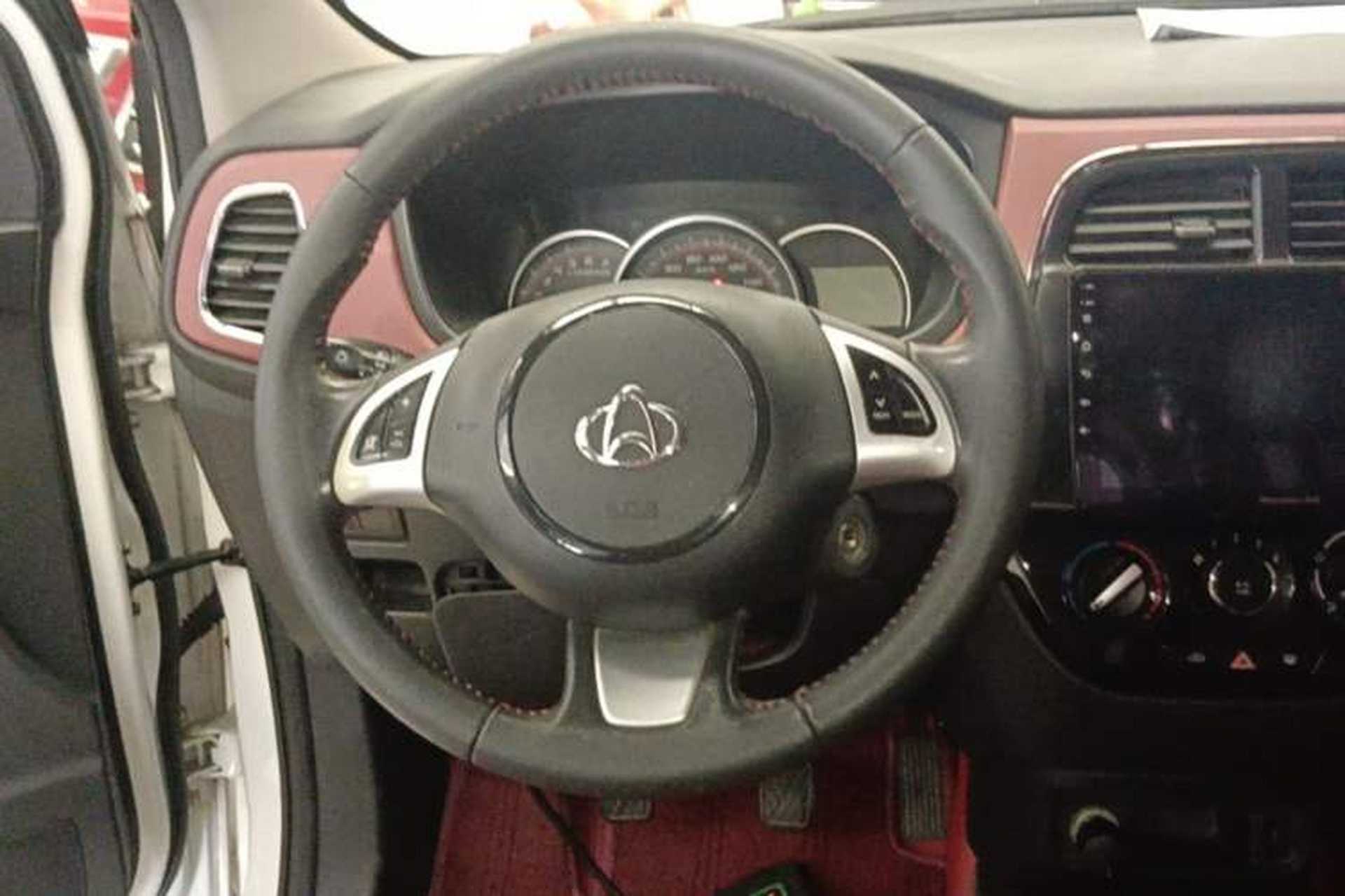 Used CHANGAN OSHAN Olisway 2015 X6 1.4L Manual Mount Everest Edition Steering Wheel