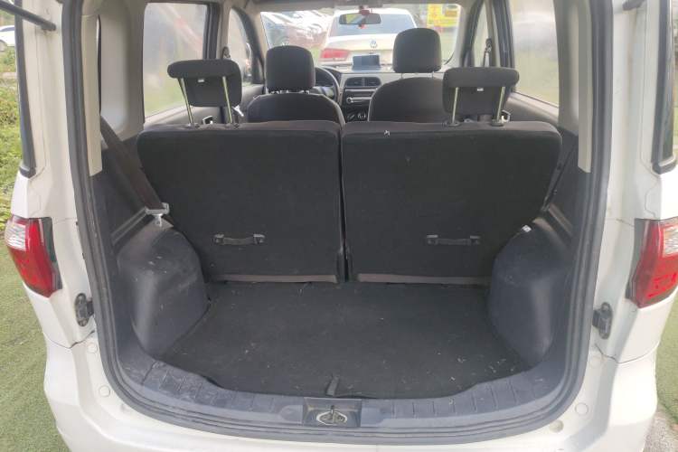 Used CHANGAN OSHAN Olisway 2015 1.2L Manual Enjoyment Model Trunk