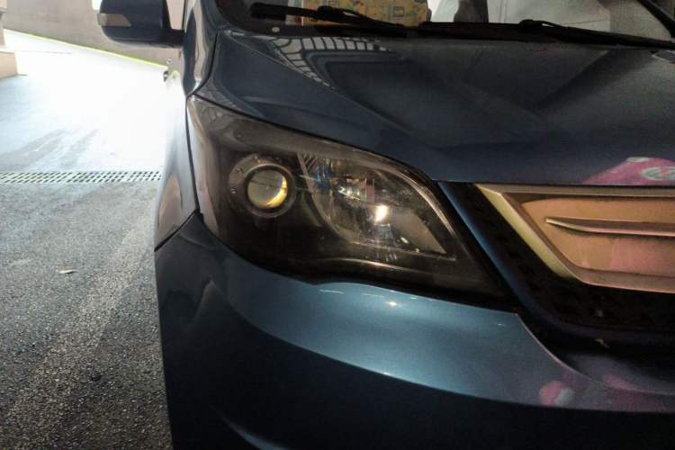Used CHANGAN OSHAN Olisway EV 2017 Elite Model Right Front Headlight