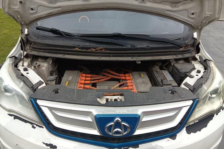 Used CHANGAN OSHAN Olisway EV 2017 Elite Model Engine Bay