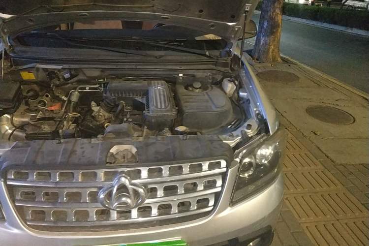 Used CHANGAN OSHAN Ounuo S 2012 1.3L Base Version Engine Bay Left