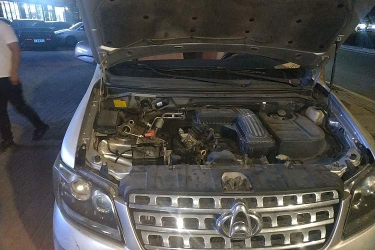 Used CHANGAN OSHAN Ounuo S 2012 1.3L Base Version Engine Bay Right