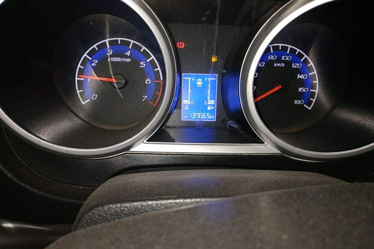 Used CHANGAN OSHAN Ounuo S 2012 1.3L Base Version Odometer Close Up