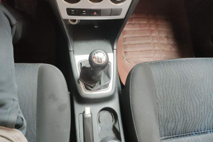 Used CHANGAN OSHAN Ounuo S 2014 1.5L Base Version Gear Lever