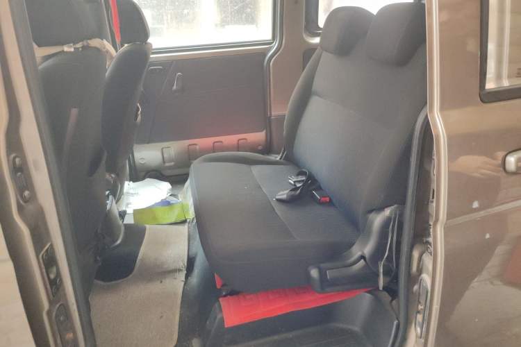 Used CHANGAN OSHAN Ounuo S 2014 1.5L Base Version Left Rear Seat