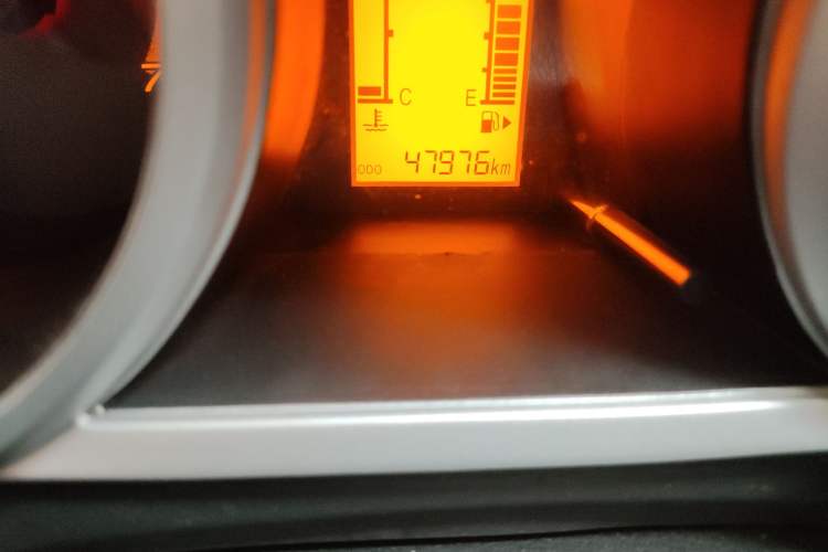 Used CHANGAN OSHAN Ounuo S 2014 1.5L Base Version Odometer Close Up