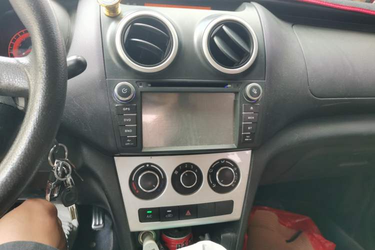 Used CHANGAN OSHAN Ounuo S 2014 1.5L Base Version Audio And AC Panel