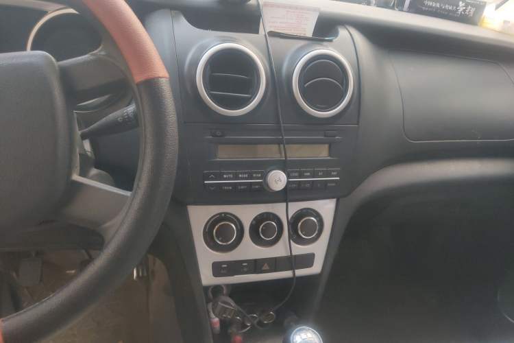 Used CHANGAN OSHAN Ounuo S 2014 1.5L Base Version Audio And AC Panel