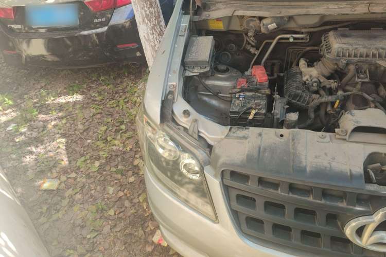 Used CHANGAN OSHAN Ounuo S 2014 1.3L Base Version Engine Bay Right