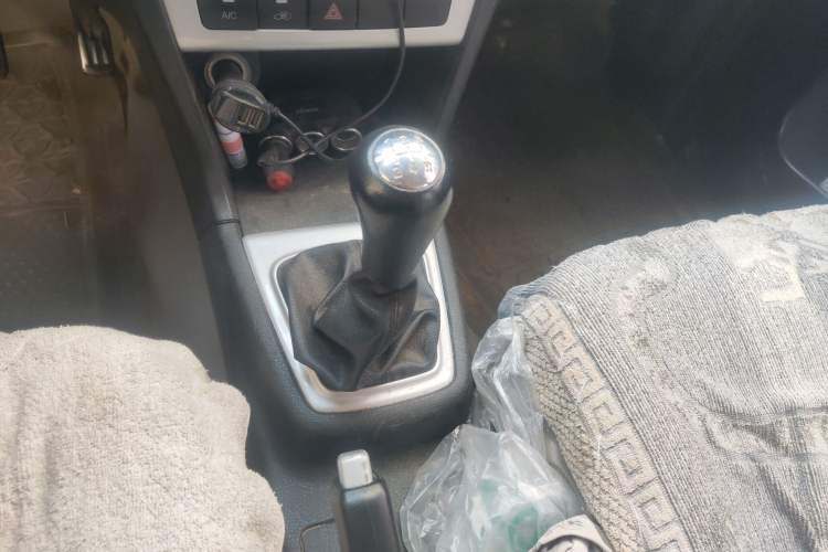 Used CHANGAN OSHAN Ounuo S 2014 1.5L Base Version Gear Lever