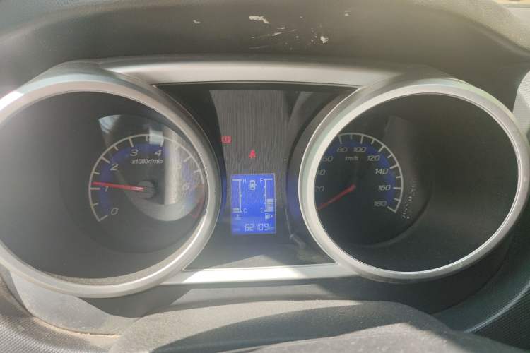 Used CHANGAN OSHAN Ounuo S 2014 1.3L Base Version Instrument Cluster