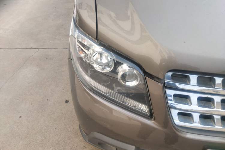 Used CHANGAN OSHAN Ounuo S 2014 1.5L Base Version Right Front Headlight