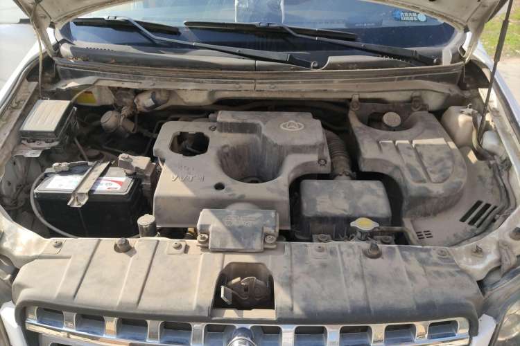 Used CHANGAN OSHAN Ounuo S 2014 1.5L Base Version Engine Bay