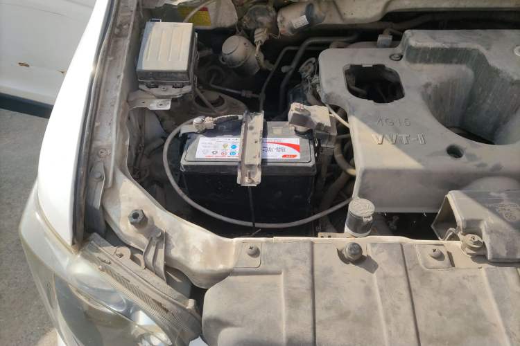 Used CHANGAN OSHAN Ounuo S 2014 1.5L Base Version Engine Bay Right